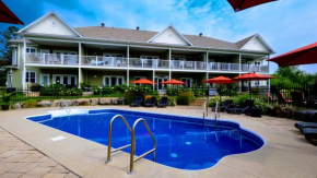 Condo 202 Le Champlain vue sur la montagne, ski, vélo, piscine ! Bromont